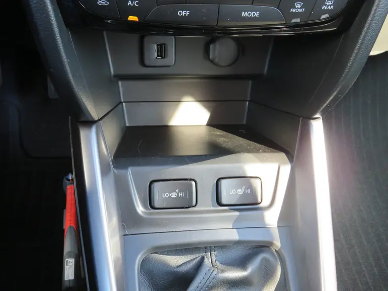 Suzuki Vitara 1.4 Boosterjet Style Smart Hybrid, Trekhaak, ORG NL met 18 inch! Treeplanken, Draadloos Carplay, ZEER COMPLEET! afbeelding 21