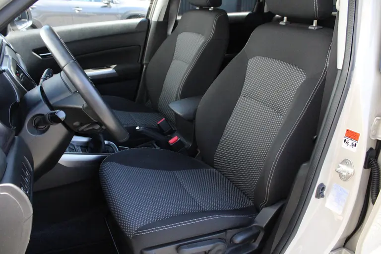 Suzuki Vitara 1.0 Boosterjet Select Achteruitrijcamera, Trekhaak, Navigatie, Cruise Control afbeelding 5