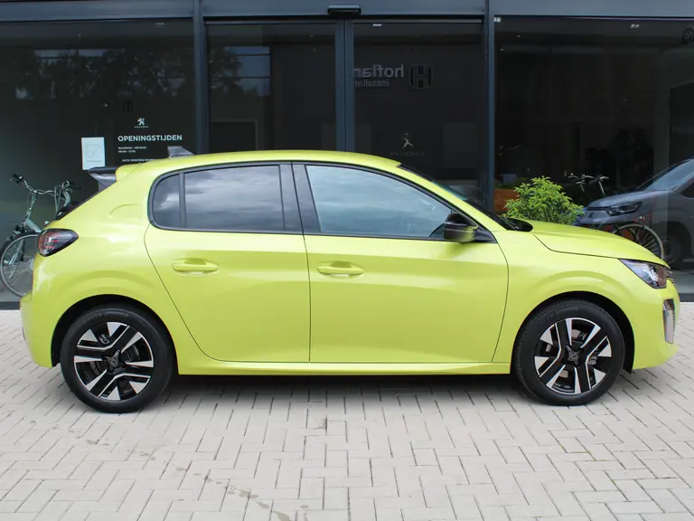 Peugeot 208 Hybrid 100PK e-DCS6 Allure Automaat Navigatie, Camera achter, Stoelverwarming afbeelding 13