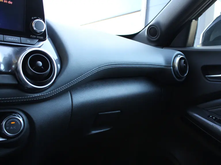 Nissan Juke 1.0 DIG-T 115PK Tekna DCT Automaat Navigatie, Rondomzichtcamera, Keyless, Adaptieve Cruise Control, Stoel & Voorruitverwarming afbeelding 35