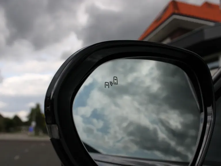 Leapmotor C10 REEV Design 28.4 kWh Camera systeem rondom, Stoelverwarming/koeling, Panoramadak, Navigatie afbeelding 8