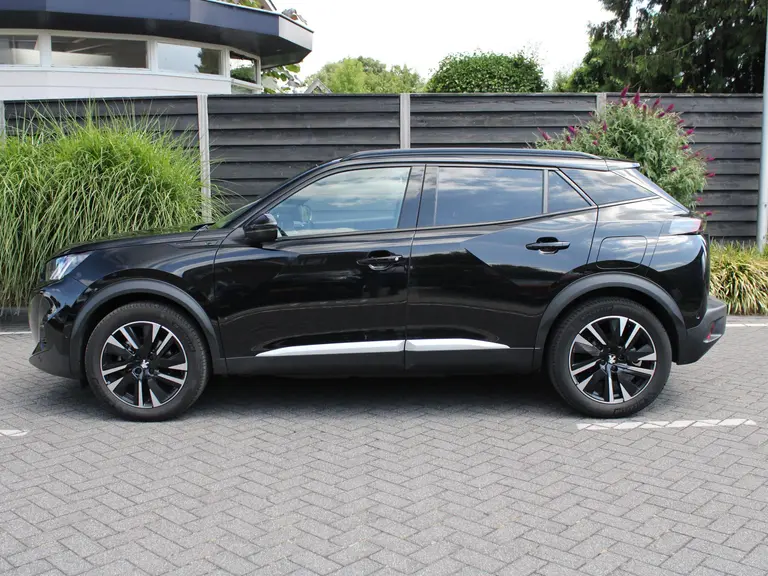 Peugeot e-2008 EV GT Pack 50 kWh 136PK Automaat Alcantara bekleding, Stoelverwarming, Focal Hifi, Achteruitrijcamera afbeelding 4