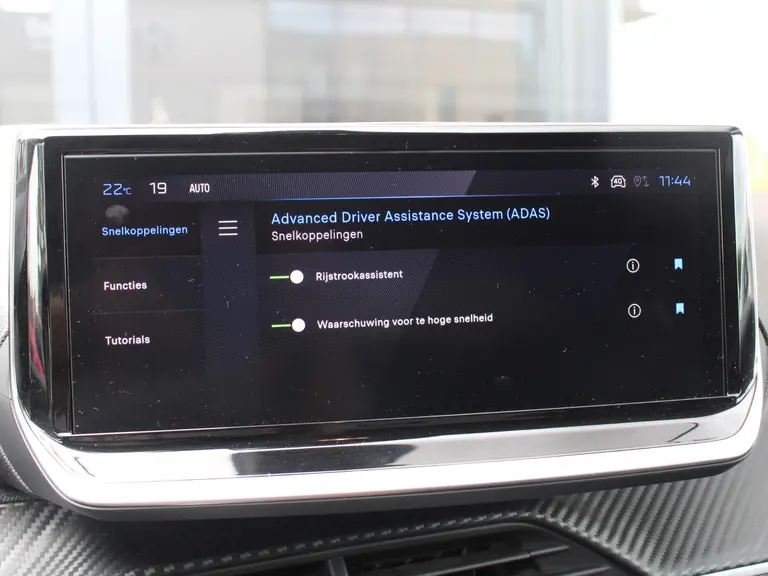 Peugeot 208 Hybrid 100PK e-DCS6 Allure Stoelverwarming,Adaptieve cruise control, Achteruitrijcamera afbeelding 26