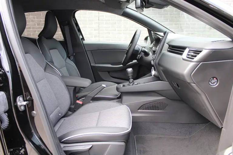 Mitsubishi Colt 1.0T MT First Edition Cruise/Climate control, Navigatie, Camera, Parkeersensoren v+a, 17"LM Velgen, afbeelding 26
