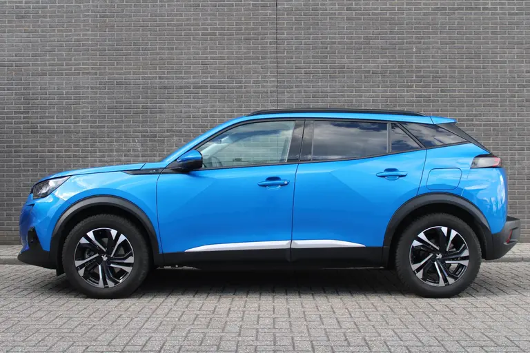 Peugeot e-2008 EV Allure Pack 50 kWh Navigatie, CruiseControl, Keyless Start, Airco, Applecarpl./Andr. Auto afbeelding 3