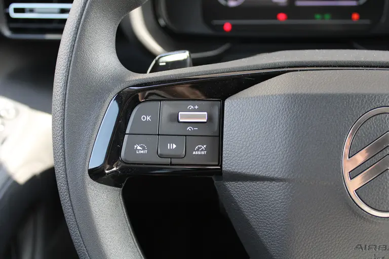Citroën Berlingo 1.5 BlueHDi 130 EAT8 S&S L1 Automaat, CruiseControl, DAB, Applecarpl./Andr. Auto, Airco, Achteruitrijcamera afbeelding 11