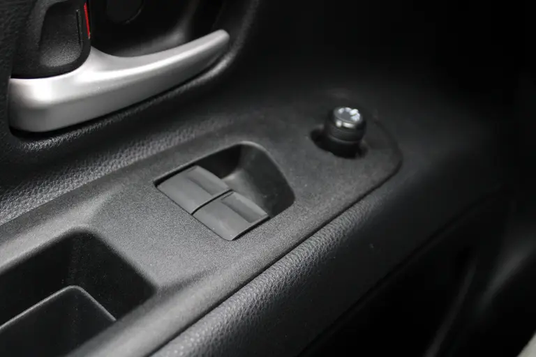 Toyota Aygo X 1.0 VVT-i S-CVT Pulse Automaat Achteruitrijcamera, Parkeersensoren Voor en Achter, Cruise Control Adaptief, Stoelverwarming afbeelding 33