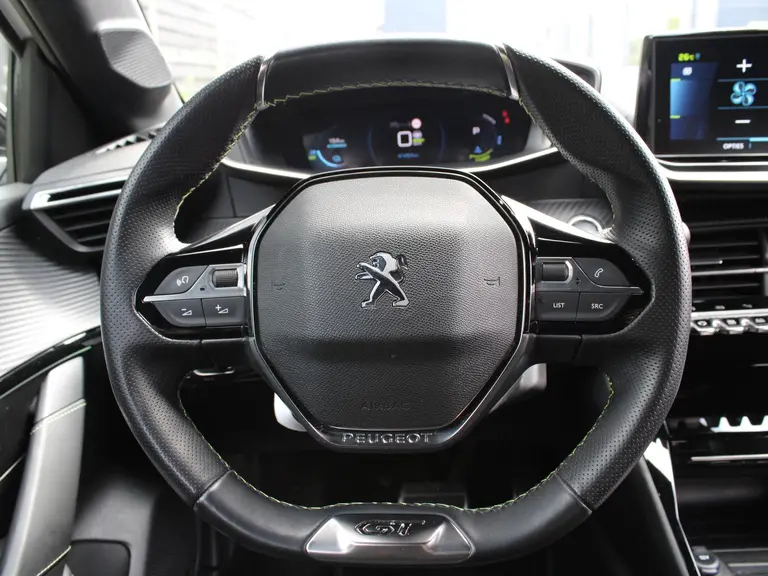 Peugeot e-208 EV GT Pack 50 kWh 136PK Navigatie, Achteruitrijcamera, Panoramadak, Stoelverwarming, Adaptieve Cruise Control afbeelding 20