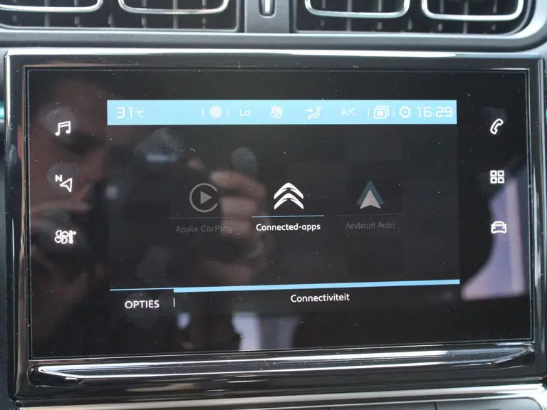 Citroën C3 Business 1.2 PureTech 82PK Navigatie, Achteruitrijcamera, Parkeersensoren, Keyless Entry & Start, Stoelverwarming, Apple Carplay, Android Auto afbeelding 29