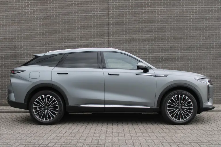 Omoda 9 SHS PHEV Premium 34,46 kWh Super Hybrid System, 20"LM velgen, Elek.schuif/kanteldak, Camera voor/achter, 1.500 kg trekgewicht afbeelding 2