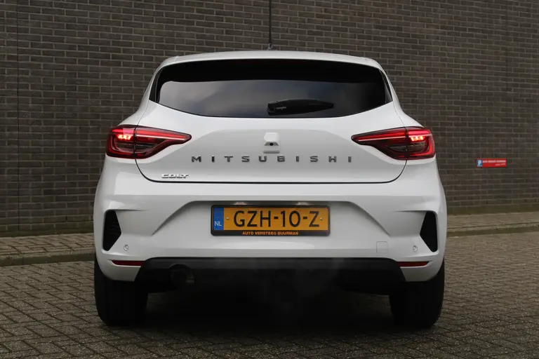 Mitsubishi Colt 1.0T MT Intense Cruise/Climate control, 16"LM velgen, Camera, Apple carplay/Android auto, Parkeersensoren V+A afbeelding 7