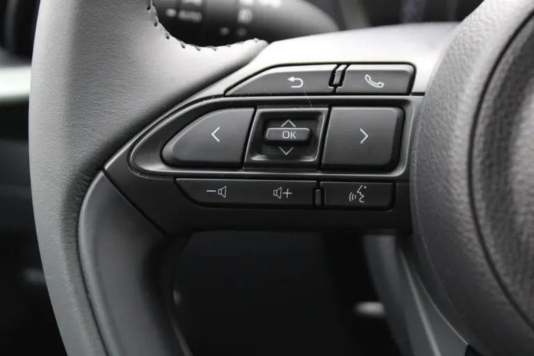 Toyota Aygo X 1.0 VVT-i S-CVT Pulse 73PK Automaat Achteruitrijcamera, Cruise Control Adaptief, Stoelverwarming, Draadloos Apple Carplay/Android Auto afbeelding 28