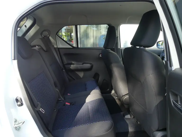 Suzuki Ignis 1.2 Smart Hybrid Style Navigatie, Achteruitrijcamera, Cruise Control afbeelding 20