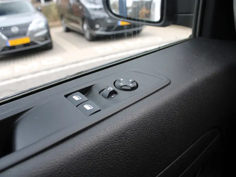 Peugeot Expert 2.0 BlueHDi 145PK L2 Navigatie, Camera Achter, Airconditioning, Audio, Cruise Control, Audio DAB afbeelding 15