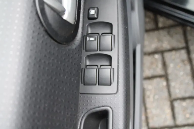 Mitsubishi Colt 1.3 Edition Two airco, cruise control, lichtmetalen velgen afbeelding 23