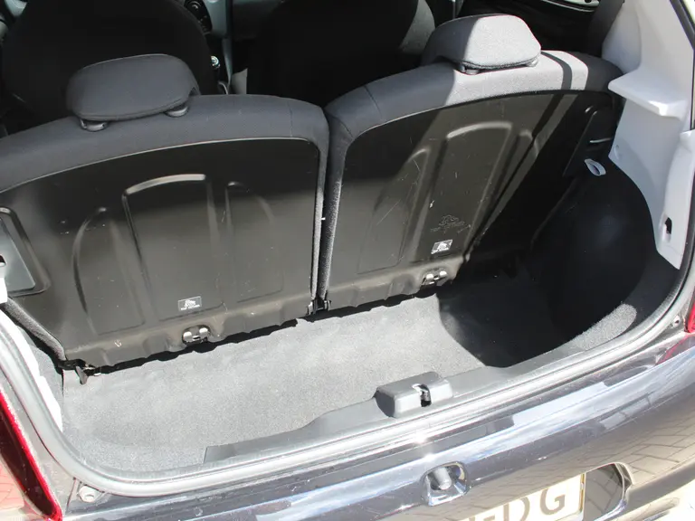 Peugeot 108 1.0 e-VTi 73PK Active 5DRS Airco, Getinte ramen, Centrale deurvergrendeling afbeelding 24