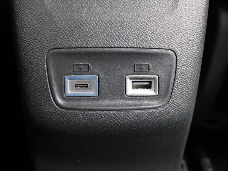 Peugeot 208 Hybrid 100PK e-DCS6 Allure Stoelverwarming,Adaptieve cruise control, Achteruitrijcamera afbeelding 31