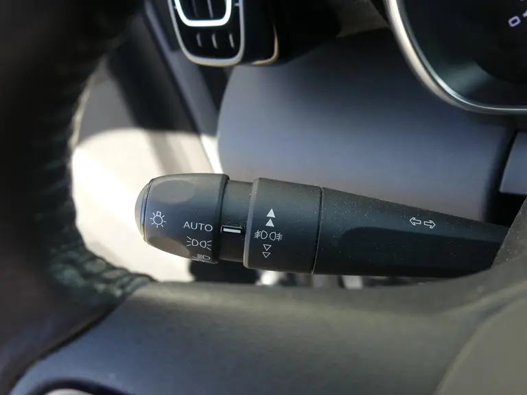 Citroën C3 Aircross 1.2 PureTech S&S Shine 110pk Automaat Trekhaak Schuifkantel dak, All Season banden afbeelding 13