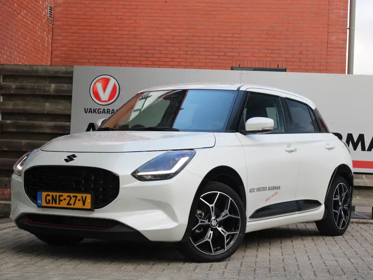 Suzuki Swift 1.2 Style Smart Hybrid GT-Styling Pakket, Navigatie, Parkeersensoren, Adaptieve Cruise Control, Draadloos Apple Carplay/Android Auto afbeelding 16