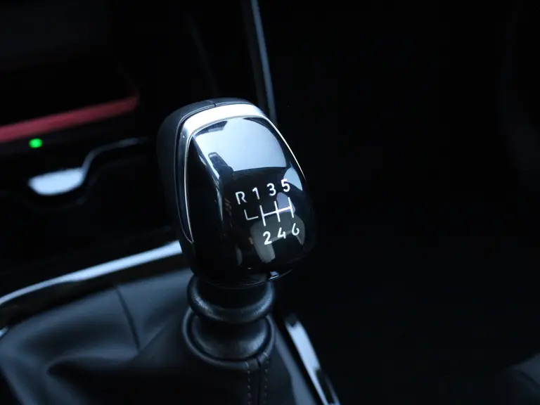 Citroën C3 1.2 100PK Turbo Max Navigatie, Achteruitrijcamera, Climate Control, Cruise Control, Apple Carplay, Android Auto afbeelding 28