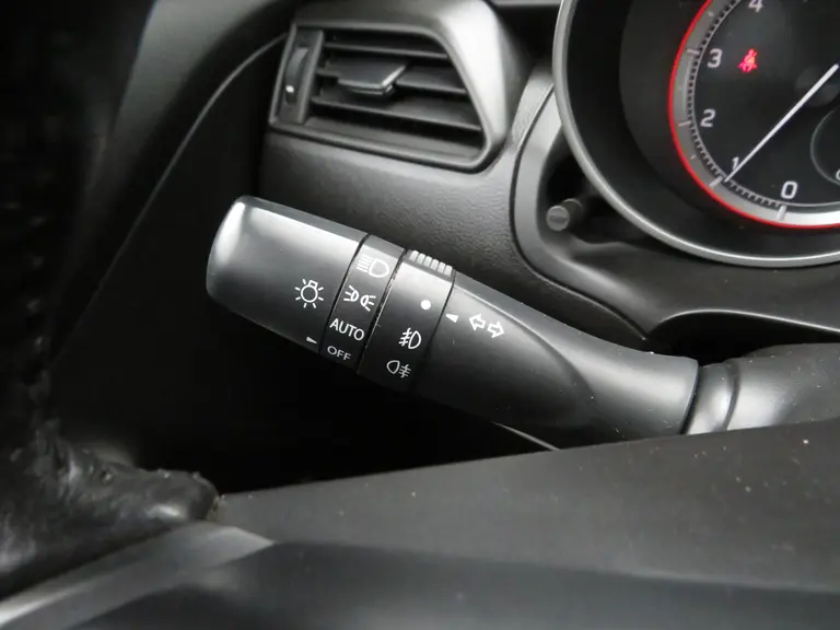 Suzuki Swift 1.0 Stijl Smart Hybrid Turbo, Trekhaak, 17 inch, Achteruitrijcamera, Carplay en Dealer onderhouden! afbeelding 27