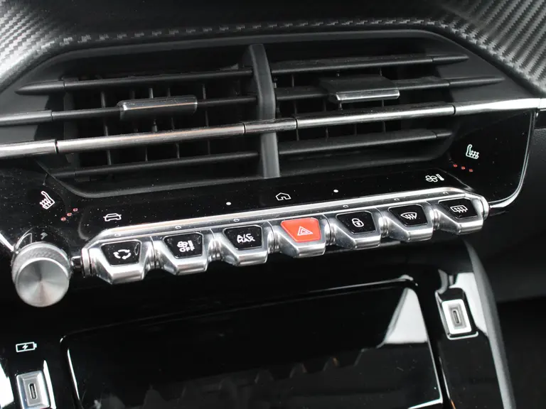 Peugeot 208 Hybrid 100PK e-DCS6 Allure Stoelverwarming,Adaptieve cruise control, Achteruitrijcamera afbeelding 27