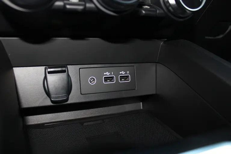 Mitsubishi Colt 1.0T MT Intense+ Cruise/Climate control, 17"LM velgen, Camera, Apple carplay/Android auto, Parkeersensoren V+A afbeelding 21