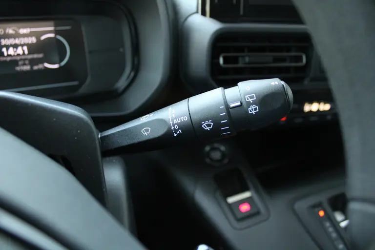 Citroën Berlingo 1.5 BlueHDi 130 EAT8 S&S L1 Automaat Cruise/Climate control, Apple carplay/Android auto, Mistlampen, 16"LM velgen, afbeelding 16