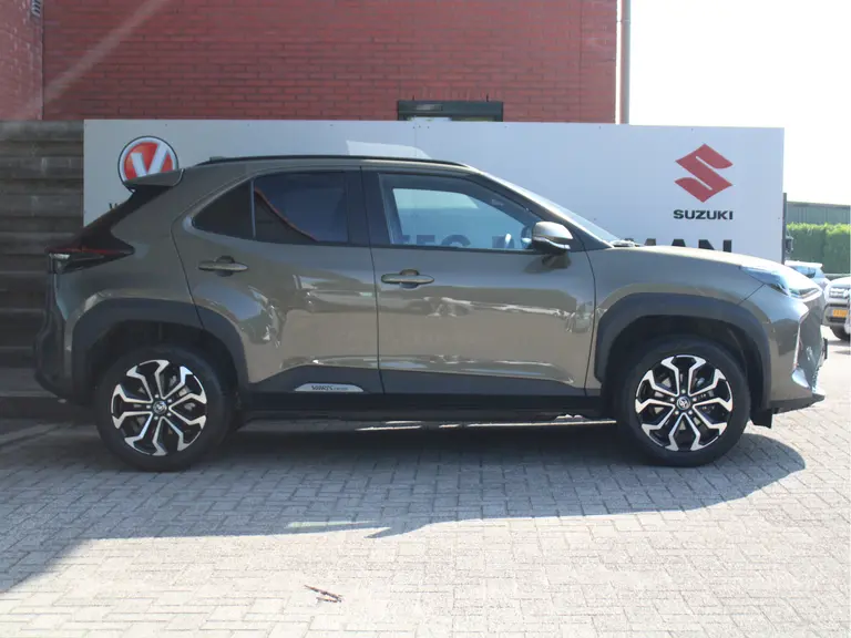 Toyota Yaris Cross 1.5 Hybrid Dynamic Automaat Achteruitrijcamera, Bluetooth, Airco Automatisch, Cruise Control Adaptief, Navigatie afbeelding 15
