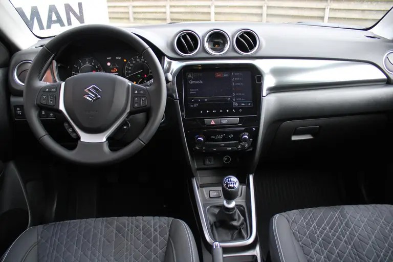 Suzuki Vitara 1.4 Boosterjet Style Smart Hybrid , Panoramdak, NIEUW met 6 JAAR GARANTIE! afbeelding 8