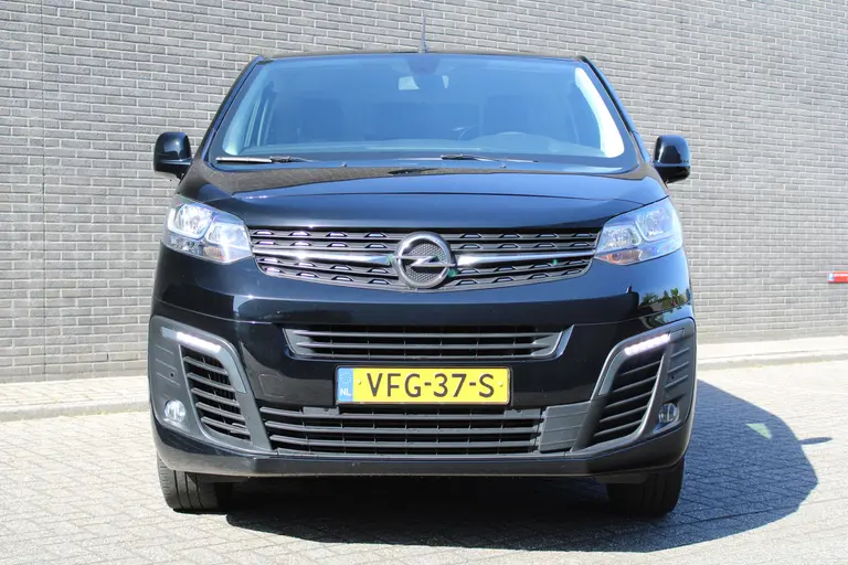 Opel Vivaro 1.5 CDTI 120PK L2H1 Edition, Trekhaak, Camera, Navigatie, Carplay/Android Auto Airco, Trekhaak,  Navigatie, Achteruitrijcamera afbeelding 8