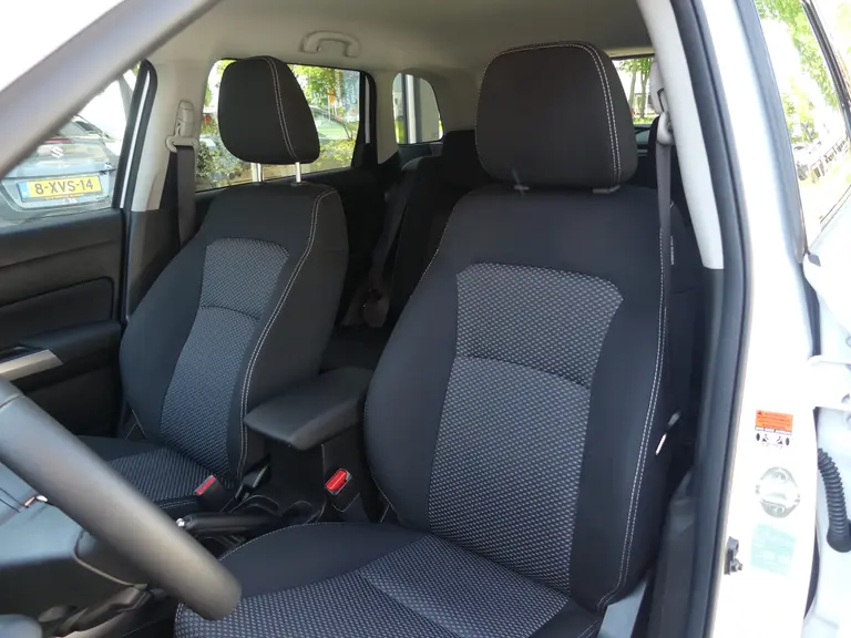 Suzuki Vitara 1.4 Boosterjet Select Smart Hybrid Navigatie, Adaptive Cruise, Apple Carpl/Andr Auto afbeelding 9