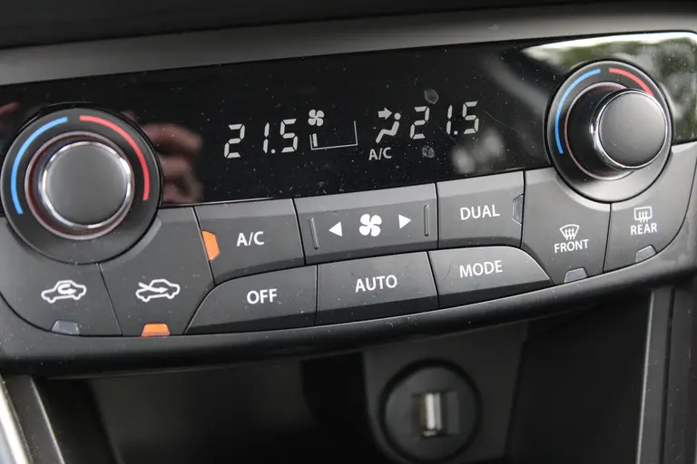 Suzuki S-Cross 1.4 Boosterjet Select Smart Hybrid, 1500 KG TREKGEWICHT, Parkeersensoren voor en achter, Navigatie en Camera afbeelding 22
