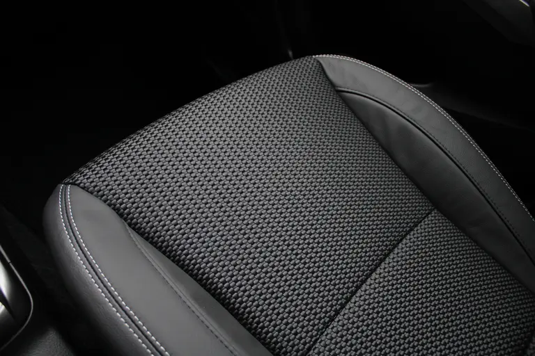 Suzuki S-Cross 1.5 Hybrid Style Adaptieve Cruise Control, Navigatie, Parkeersensoren Voor en Achter, Dodehoek Detectie afbeelding 24