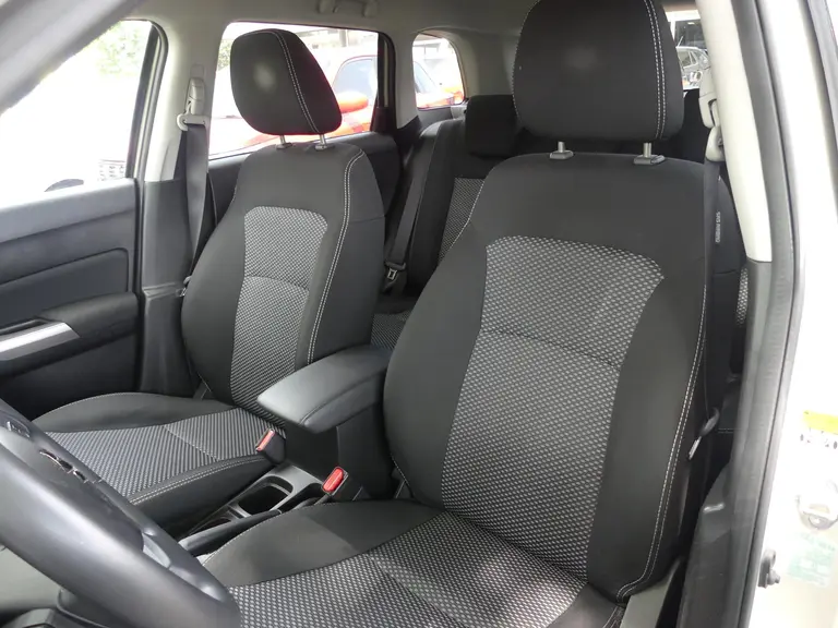 Suzuki Vitara 1.5 Hybrid Select, Automaat, Trekhaak Achteruitrij camera, Cruise Control afbeelding 9