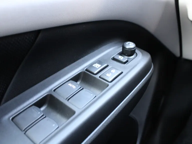 Suzuki Swift 1.2 Style Smart Hybrid 82PK 5DRS Navigatie, Parkeerhulp achter, Camera Achter, Lichtmetalen velgen afbeelding 23