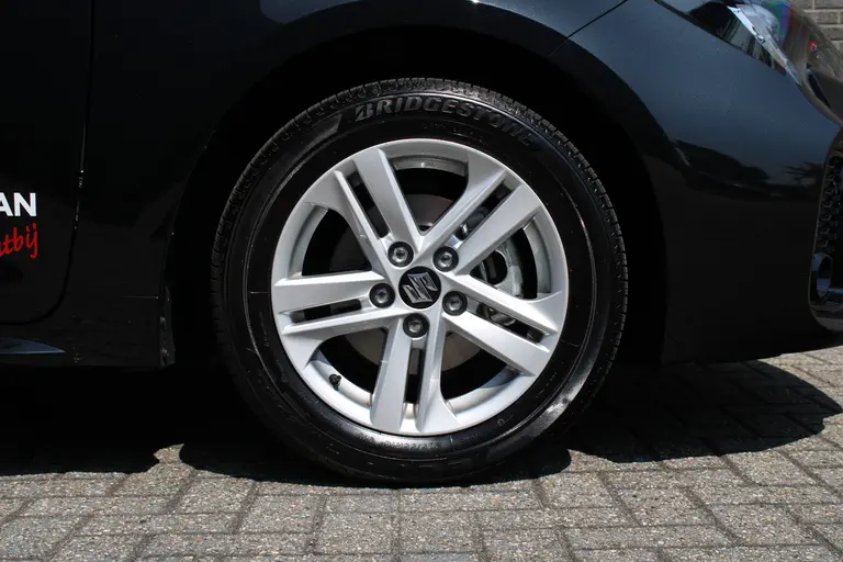 Suzuki Swace 1.8 Hybrid Select Automaat, Achteruitrijcamera, Stuurverwarming, Apple Carpl./Andr. Auto afbeelding 32
