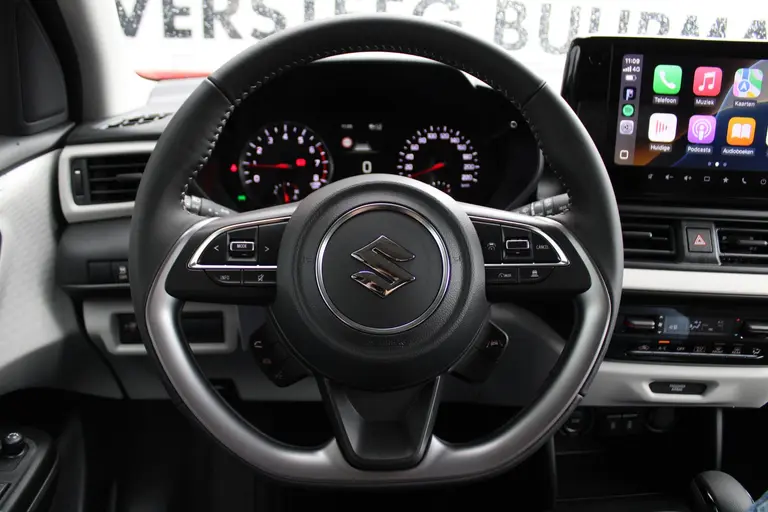 Suzuki Swift 1.2 Select Smart Hybrid Navigatie, Cruise Control Adaptief, Stoelverwarming, Apple Carplay/Android Auto Draadloos afbeelding 30