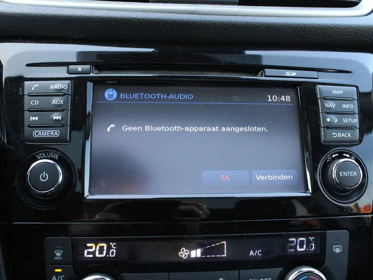 Nissan QASHQAI 1.6 164PK N-Connecta Navigatie, Camera en parkeerhulp rondom, Cruise Controle, Trekhaak. Keyless afbeelding 29