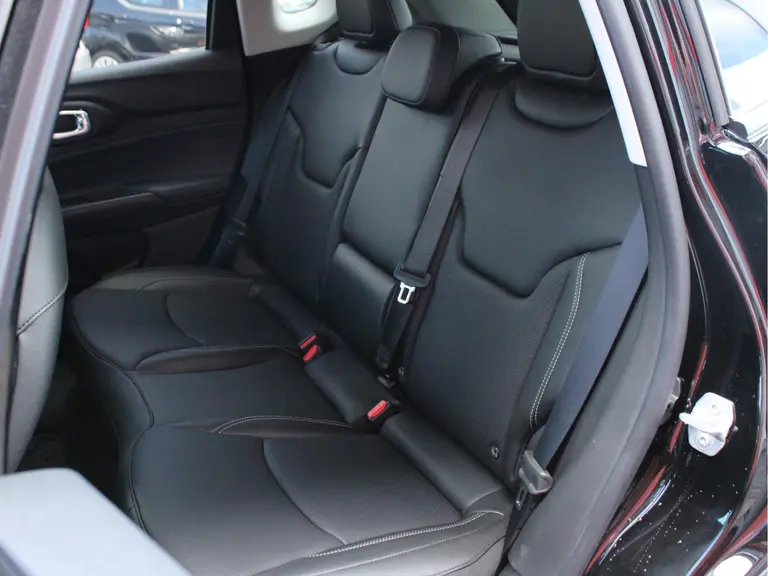 Jeep Compass 1.5T e-Hybrid Altitude Rondomzicht Camera, Stoelventilatie & -verwarming, Cruise & Climate Control afbeelding 8