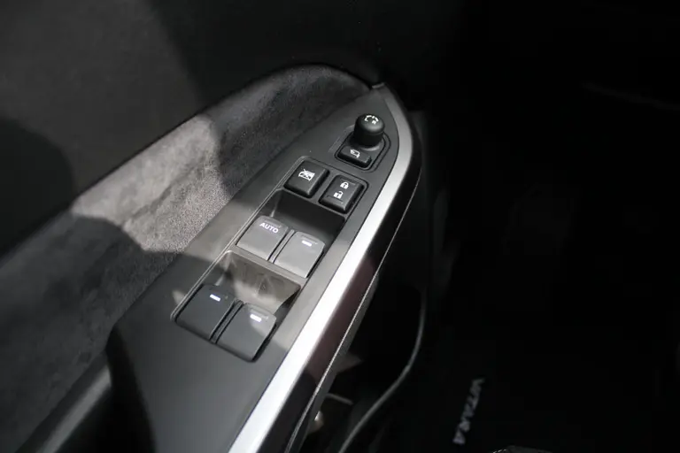 Suzuki Vitara 1.4 Boosterjet Style Smart Hybrid , Panoramdak, NIEUW met 6 JAAR GARANTIE! afbeelding 25