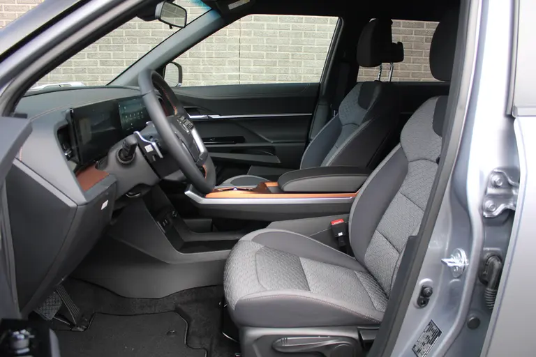 KGM Torres EVX Bronze 73.4 kWh 207pk, Iron Metal, 18"inch LM velgen 7 jaar garantie! afbeelding 9