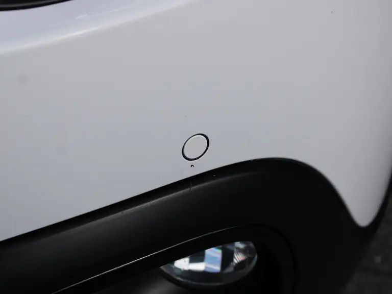 Citroën C3 Business 1.2 PureTech 82PK Navigatie, Achteruitrijcamera, Parkeersensoren, Keyless Entry & Start, Stoelverwarming, Apple Carplay, Android Auto afbeelding 4