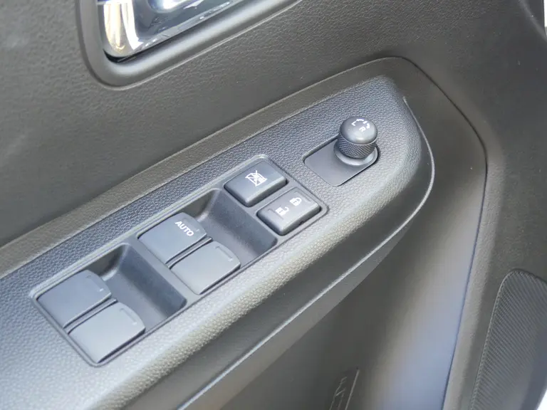 Suzuki Ignis 1.2 Smart Hybrid Style Navigatie, Achteruitrijcamera, Cruise Control afbeelding 9