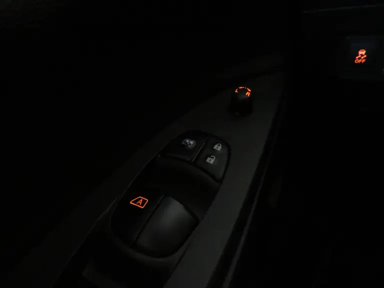 Nissan Pulsar 1.2 DIG-T Connect Edition, Automaat, ORG NL, Achteruitrijcamera, Cruise Control en Keyless Entry afbeelding 25