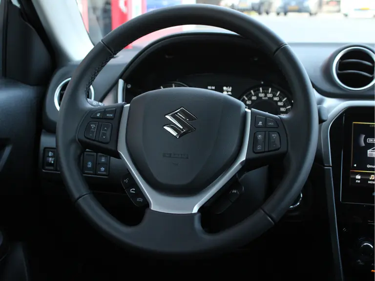 Suzuki Vitara 1.4 Boosterjet Select Smart Hybrid Adaptieve Cruise en Climate Control, Navigatie, Achteruitrijcamera afbeelding 26