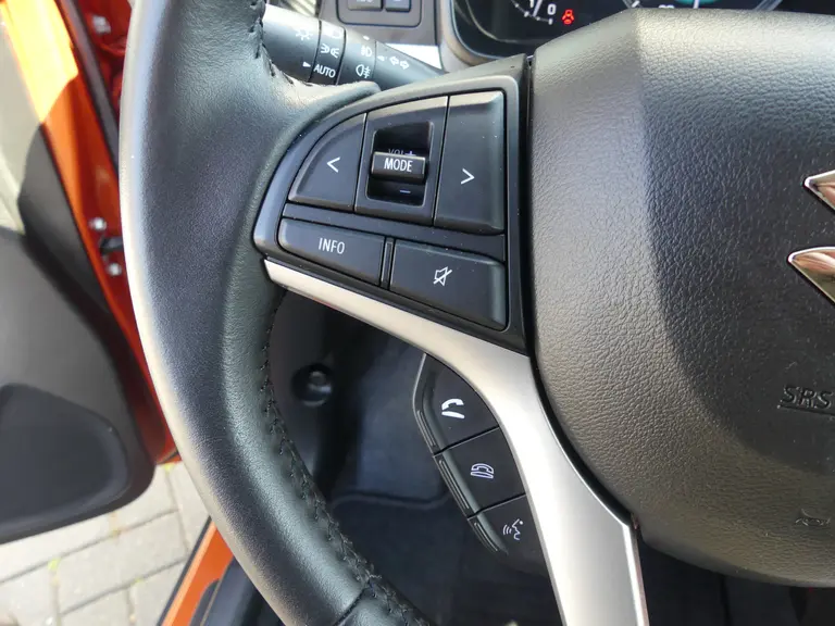 Suzuki Ignis 1.2 Smart Hybrid Stijl Navi, Allseason banden, Cruise control, Climate control afbeelding 13