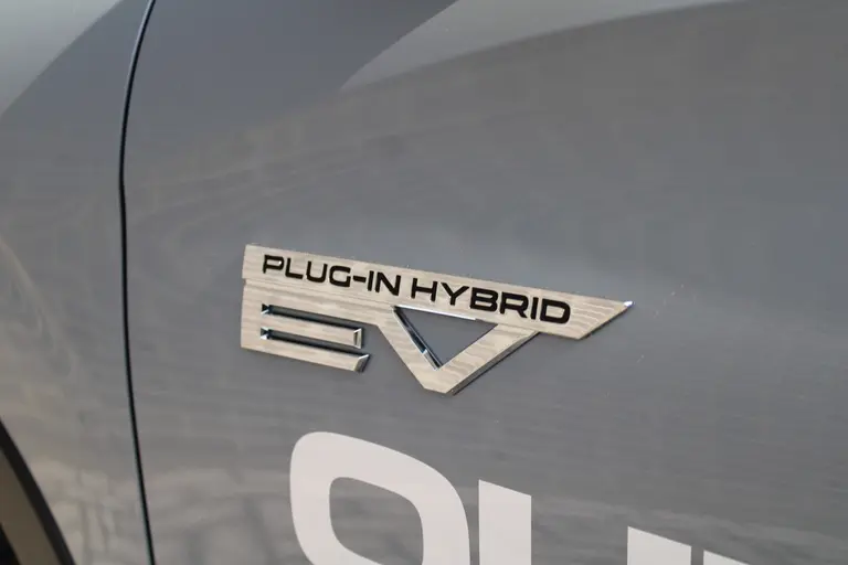 Mitsubishi Outlander 2.4 PHEV Instyle+ Lederen interieur, Elek.glazen panoramadak, Massage stoelen, 20" LM velgen, afbeelding 10