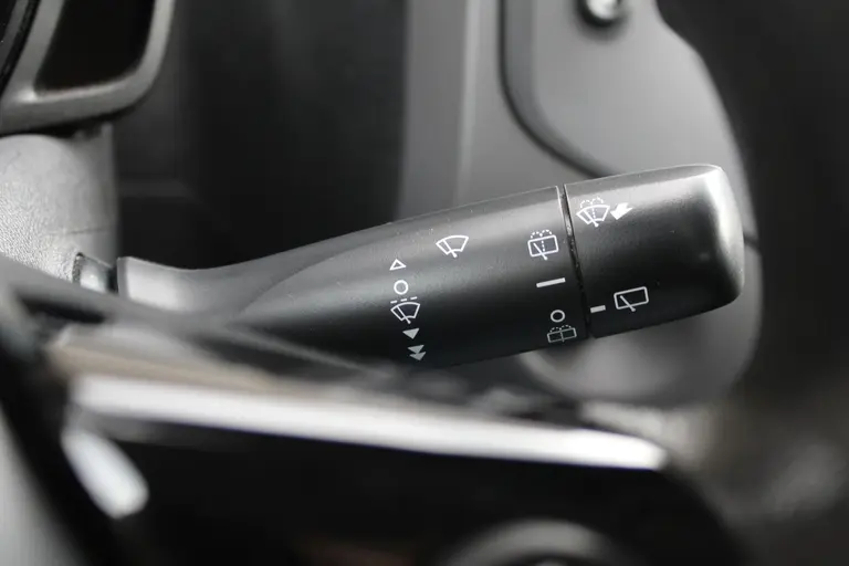Peugeot 108 1.0 e-VTi Active 5-deurs airco, elektrische bediende ramen voor, bluetooth handsfree afbeelding 18
