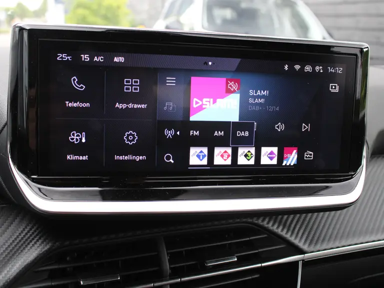 Peugeot 2008 Allure 1.2 PureTech 100PK Navigatie, Camera Achter, parkeerhulp voor en achter, Apple Carplay/Android auto draadloos afbeelding 21